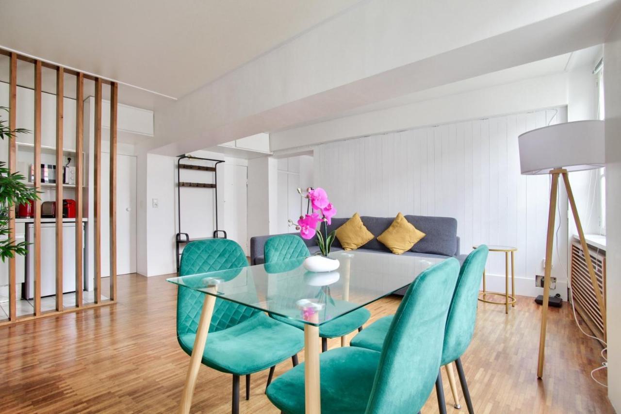 3 Bedrooms Le Marais Beauregard ปารีส ภายนอก รูปภาพ
